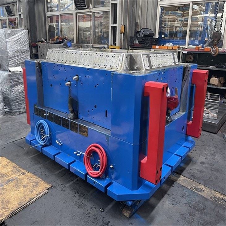 Plastic Large Crate Mold